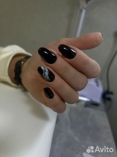 Наращивание ногтей