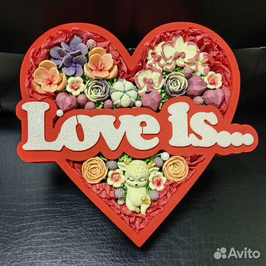 Съедобные букеты 14 февраля клубника в шоколаде