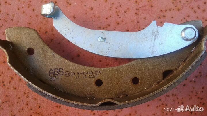 Колодки тормозные задние