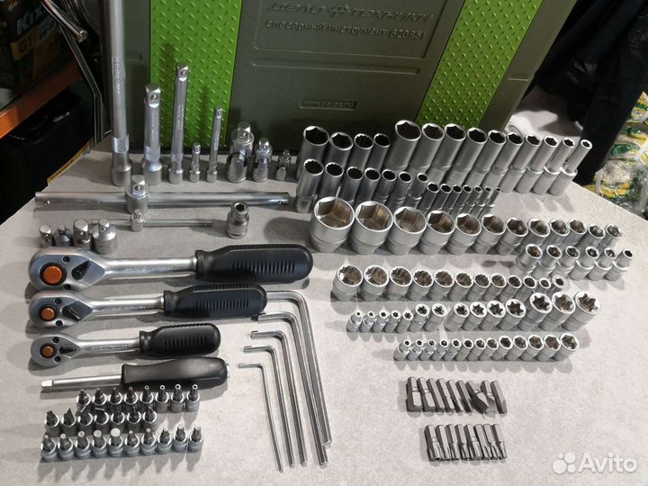 Набор инструмента 1/4, 3/8, 1/2 151пр Дело Техники