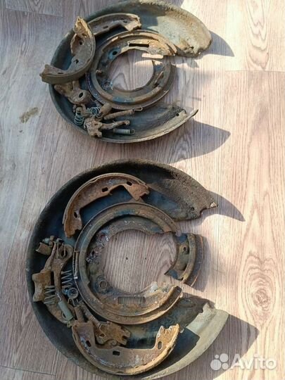 Деталь ручника Опель омега