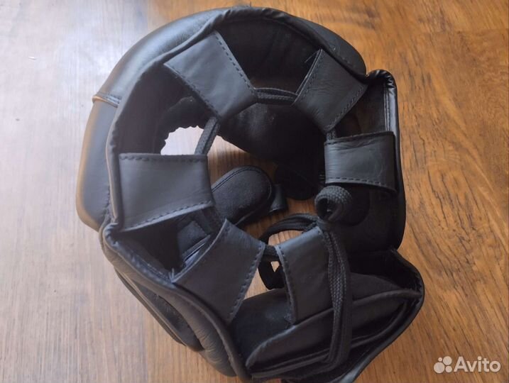 Боксерский шлем