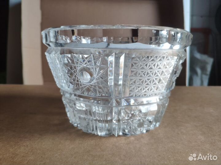 Салатник - ваза хрустальная