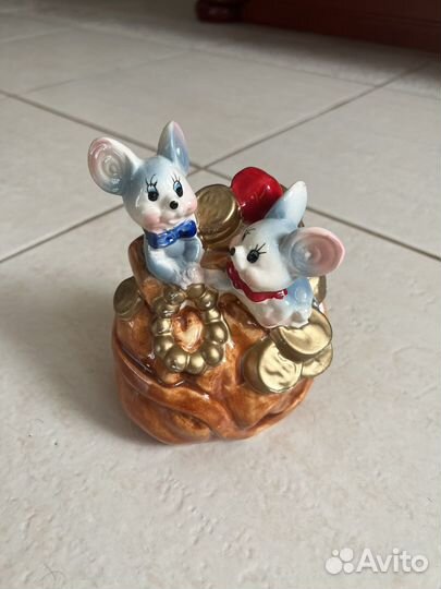 Копилка с мышками
