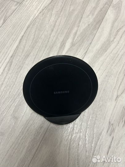 Беспроводное зарядное устройство Samsung EP-N5105