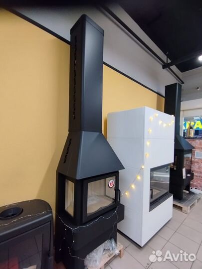 Печь-камин экокамин Бавария Три стекла черная