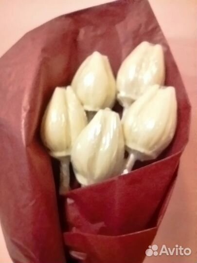 Тюльпаны. Букет из шоколадных цветов