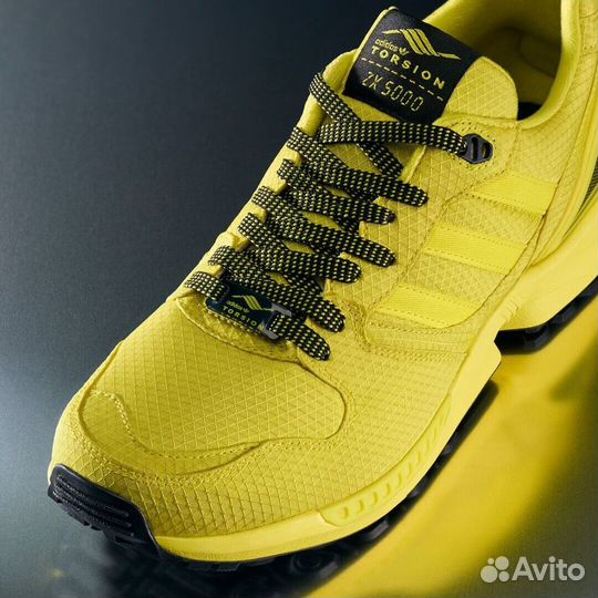 Кроссовки adidas Torsion ZX5000