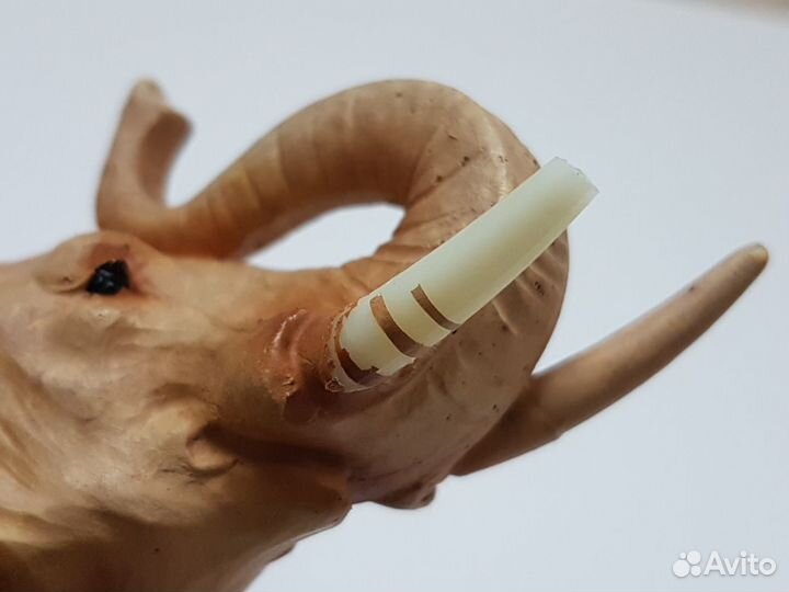 Статуэтка Слон