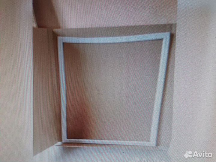 Уплотнитель двери холодильника Атлант