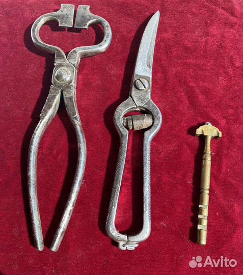 Инструменты старинные щипцы секатор стеклорез