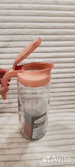 Кувшин стеклянный с крышкой 1,5 литра