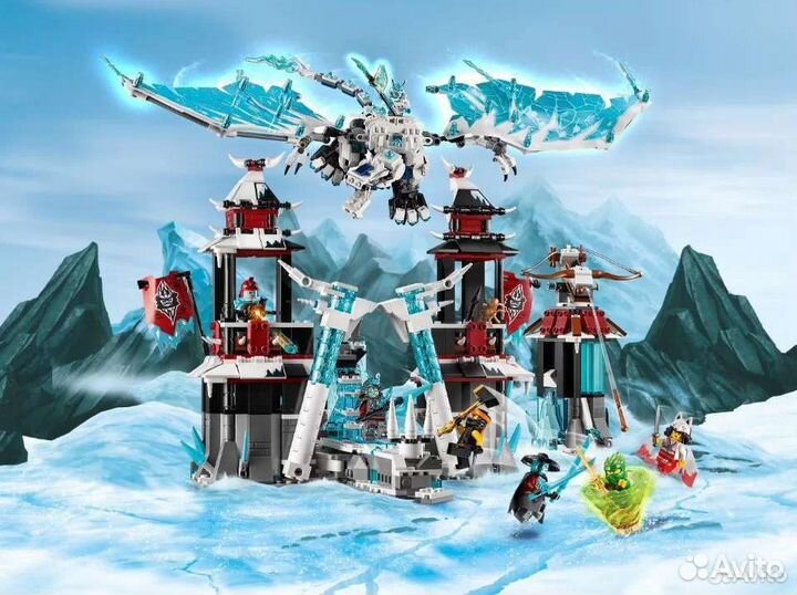 Ninjago - Замок проклятого императора (70678)