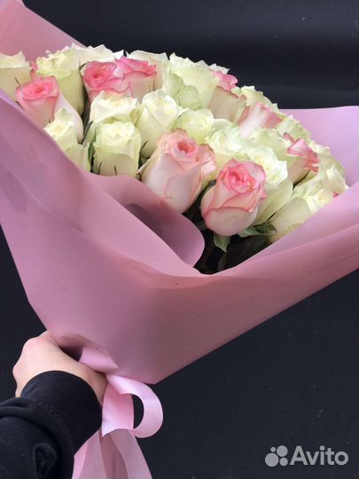 Букет 25 роз/ Доставка