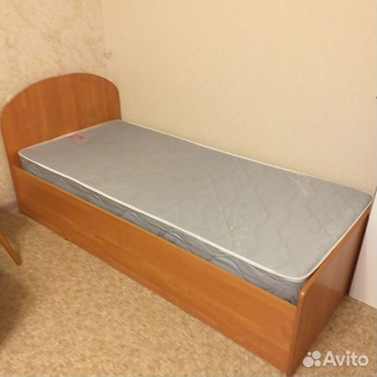Продаю диван и односпальную кровать