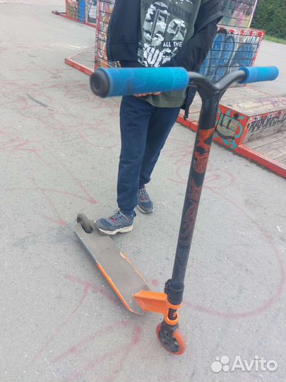 Самокат трюковой бу в хорошем состоянии