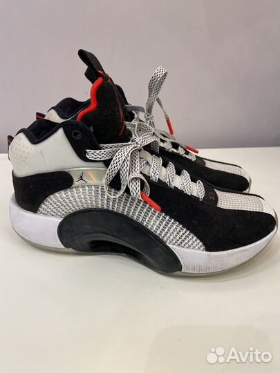 Кроссовки nike. Размер 38,5