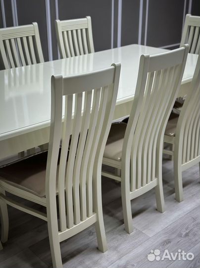 В наличии стол.Оплата при получении