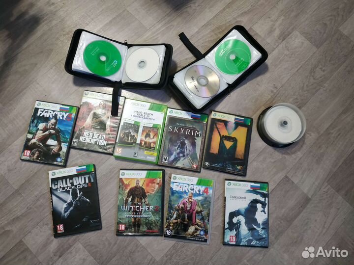 Xbox 360 Slim 250 gb Lt 3.0 + 100 игр на дисках