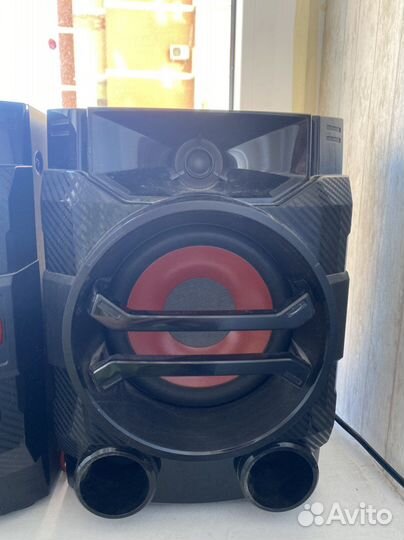 Музыкальный центр Lg с bluetooth,караоке