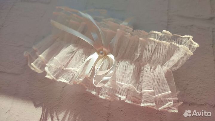 Свадебная подвязка