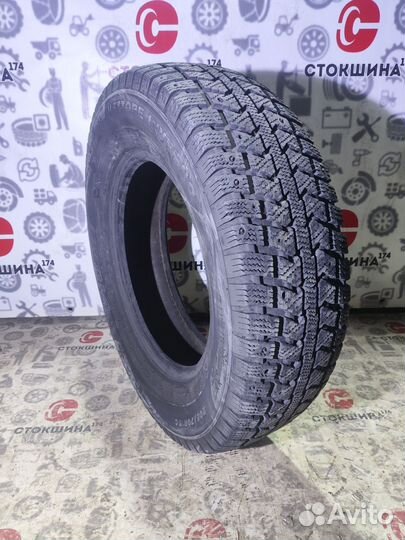 Шина б/у 205/70 R15C Viatti Vettore Inverno V-524