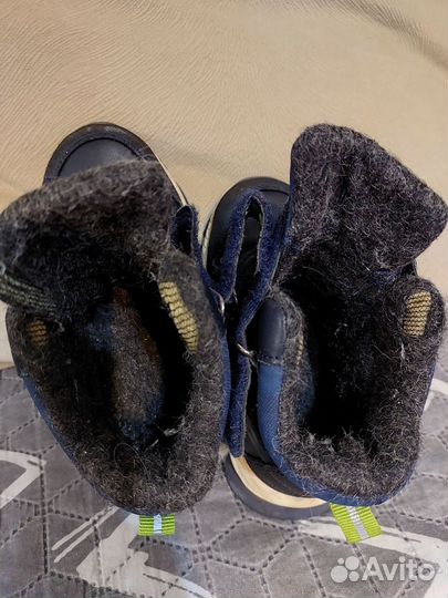 Ботинки демисезонные 23 размер