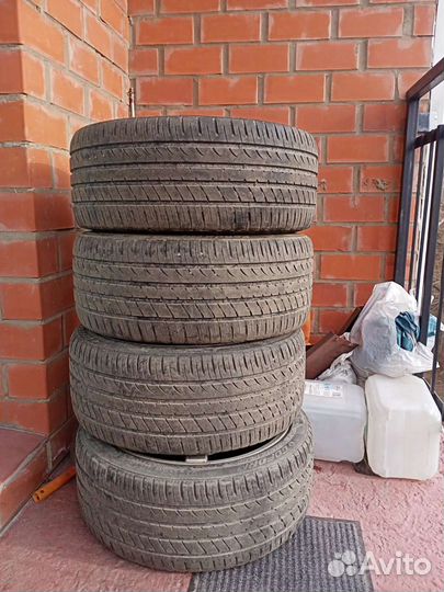 Goform Blue Win-UHP 225/40 R18