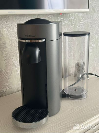 Капсульная кофемашина nespresso vertuo plus