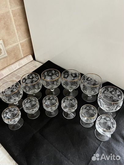 Рюмки и фужеры из стекла