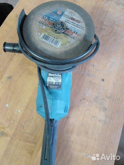 Ушм болгарка makita