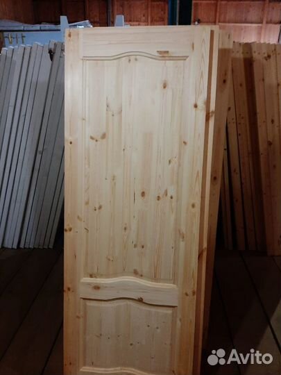 Двери деревянные