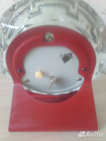 Часы механические настольные