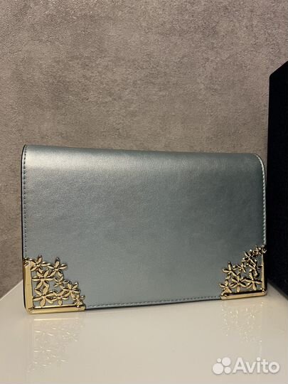 Продам нарядную сумочку