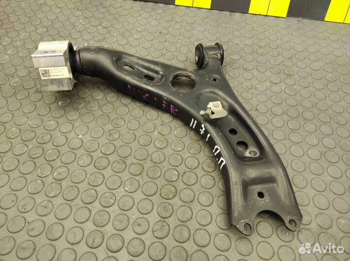 Рычаг передний правый Volkswagen Passat Cc B6 cdaa
