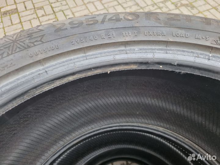 Continental IceContact 2 SUV 295/40 R21