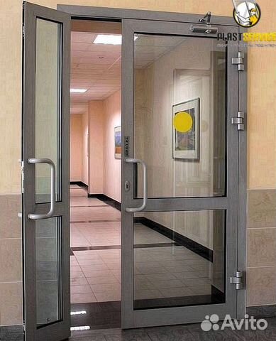 Дверь алюминиевая холодный профиль