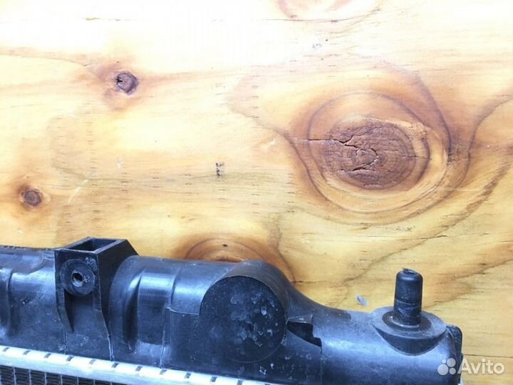 Радиатор двигателя Nissan Liberty RM12 QR20DE 2001