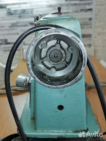 Промышленная швейная машина 1022