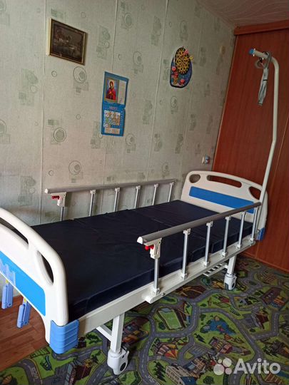 Медицинская кровать для лежачих больных