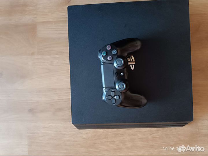 Sony ps4 pro 1tb