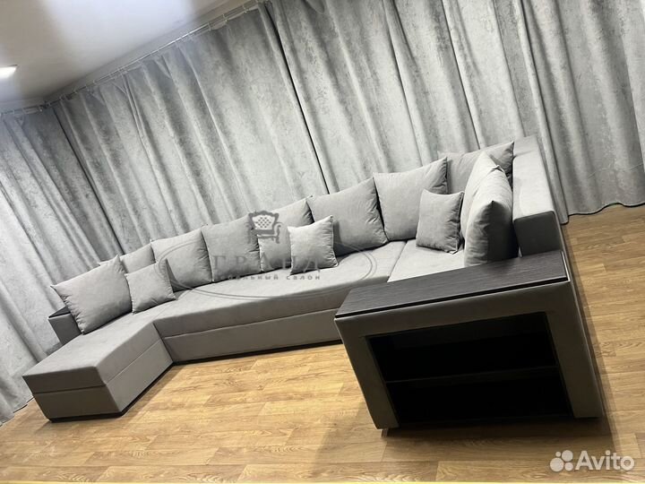Диван П образный Дубай с утяжками