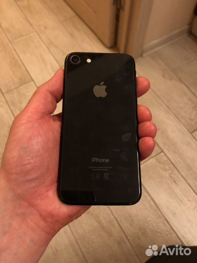 iPhone 8, 64 ГБ