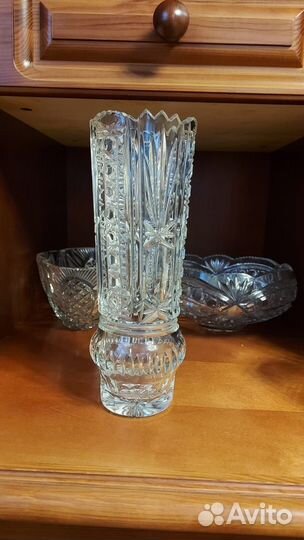 Хрустальная ваза