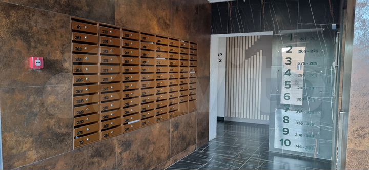 3-к. квартира, 81,7 м², 8/10 эт.