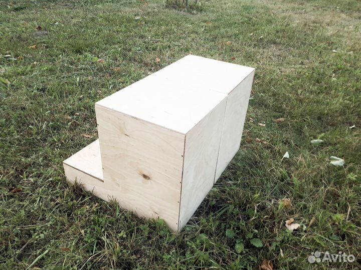 Гнездо для кур с яйцесборником