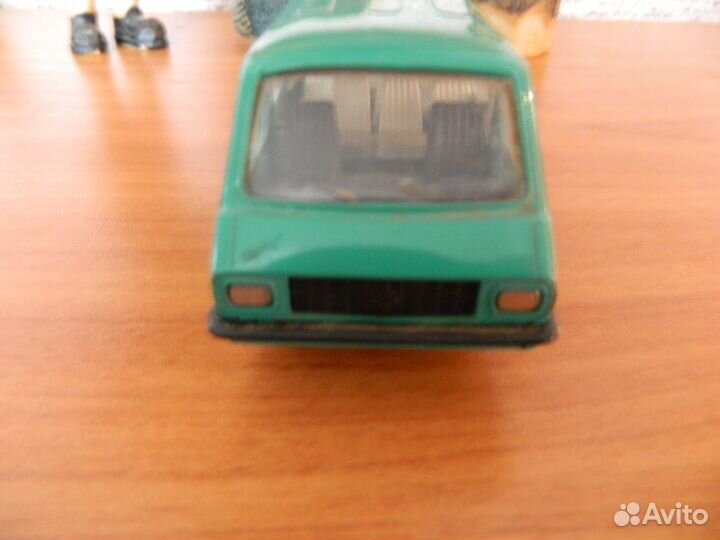 Модель RAF -2203