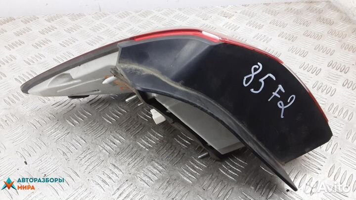 Фонарь задний правый Hyundai Genesis рест. 2013