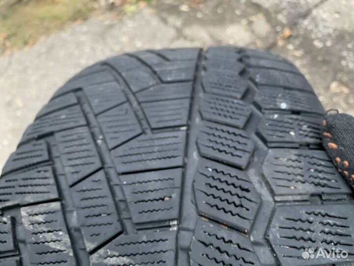 Continental ContiCrossContact Viking 235/55 R17