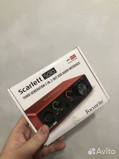 Внешняя звуковая карта Focusrite Scarlett 3rd Gen